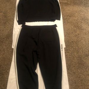 Polo Ralph Jacket 2XL, Pants 2XL. Color Black.